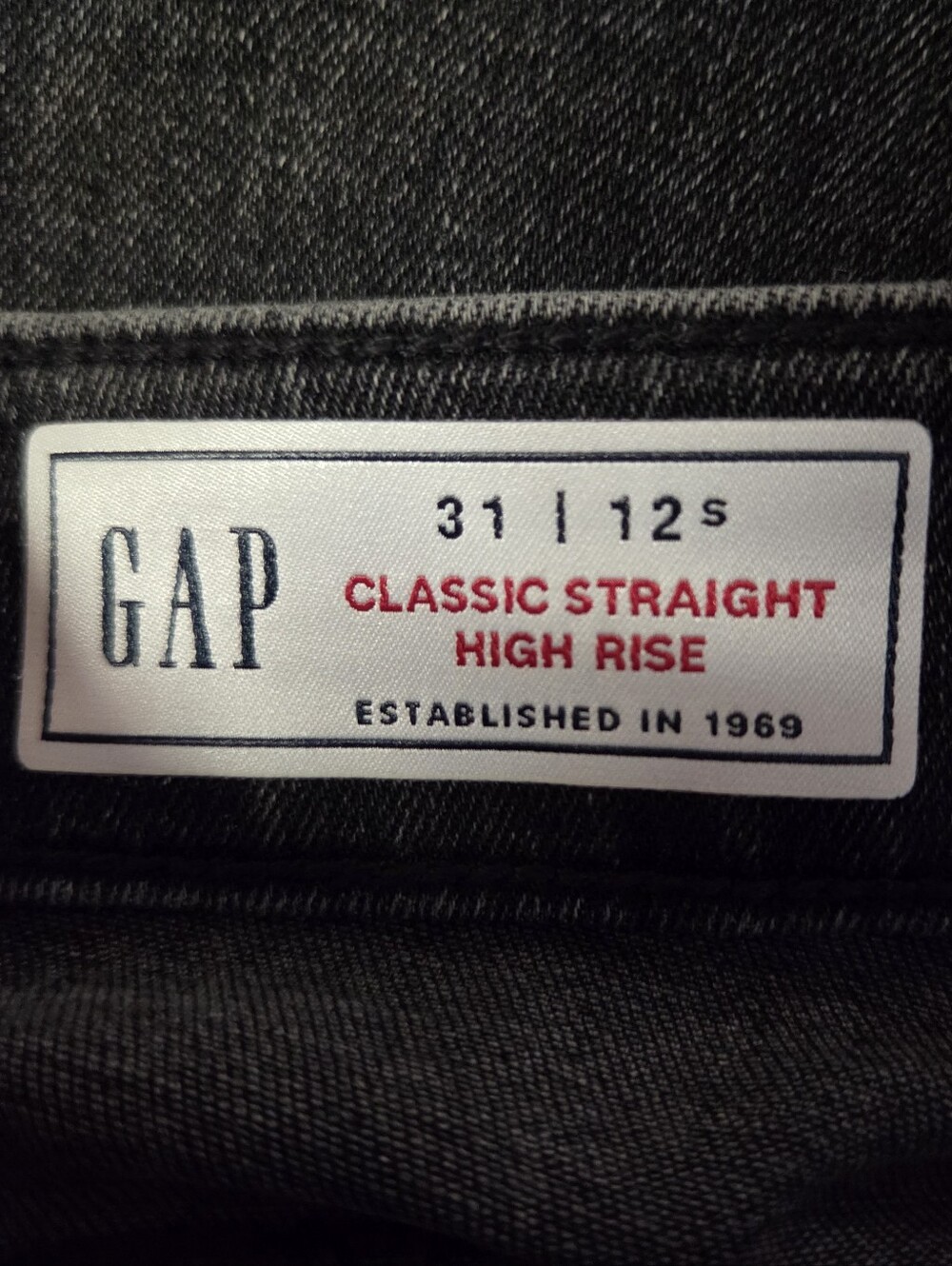 Gap Faded Black Classic Straight High Rise Denim Jeans Size 31/ 12S - Picture 8 of 8